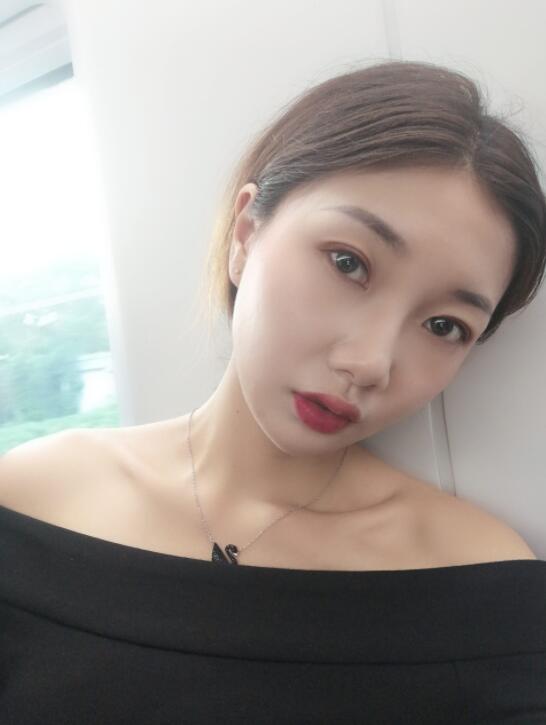 整形医院割双眼皮后怎么护理