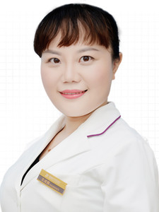 王成露