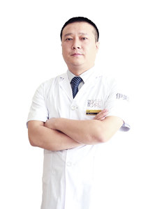 王飞
