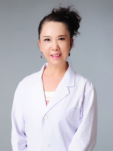 李芳