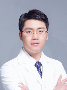 李功哲