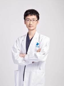 何清磊