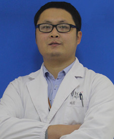 潘奇