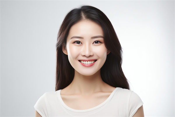 金华艺馨美容：正规整形好评，双眼皮与丰胸价优