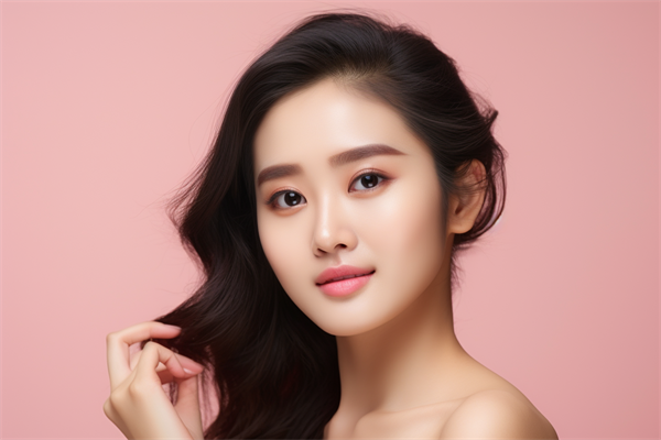重庆好美整形医院收费介绍：吸脂、隆胸与玻尿酸注射价格透明合理