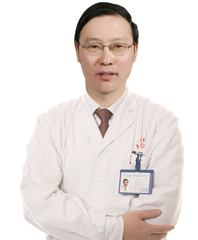 北京爱悦丽格做隆鼻多少钱？杨明勇做假体隆鼻怎么样？
