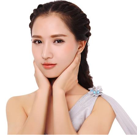 假体鼻隆鼻手术的风险是什么？