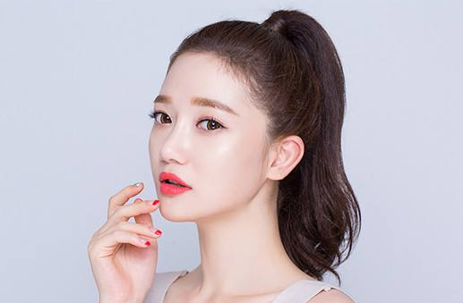 深圳千羽医疗美容医院韩式隆鼻手术的优点是什么呢?